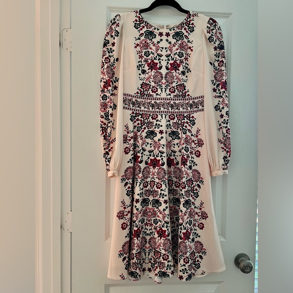Gal Meets Glam- Chloe Floral Border Print A-Line Dress